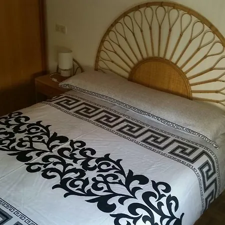 Apartament Doctor Fleming * يوريت دي مار